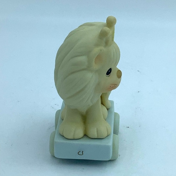1985 Precious Moments “This Day is Something to Roar About” Figurine - Picture 7 of 9